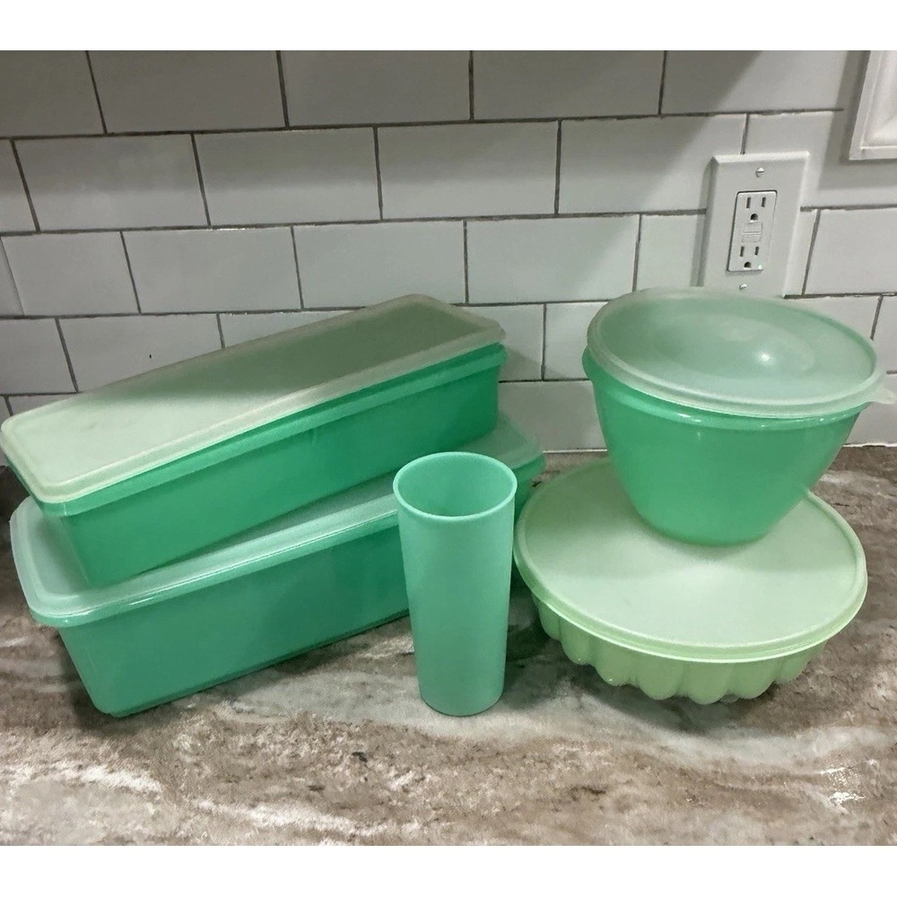 Vintage Tupperware Jadeite Green 11 Pc Lot 1970 Easy Crisp 892 782 Jel-ring Lids